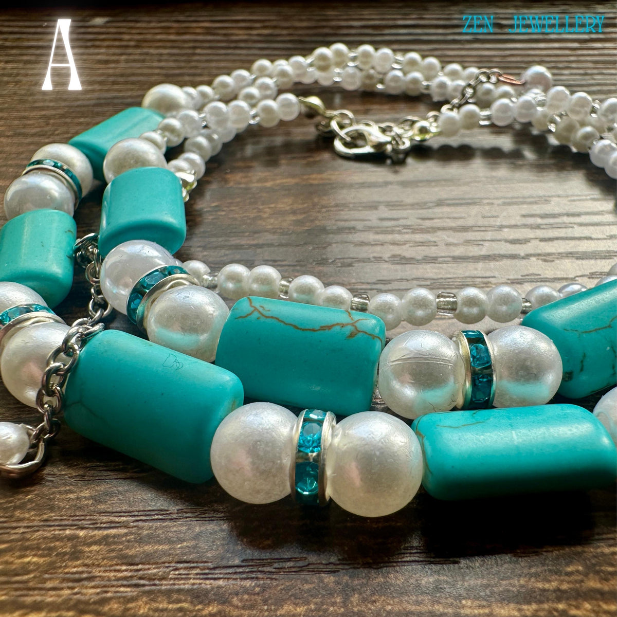 Turquoise Shard jewellery set showing layered turquoise stones and delicate Miyuki seed beads for a chic boho look. The piece is photographed flat. The texture stands out well. Close-up capturing.