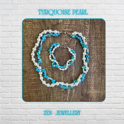 Turquoise pearl necklace and bracelet set displayed on rustic wooden surface with visible turquoise chips and glossy white pearls forming two strands, sterling silver clasp visible, showing natural textures and full matching set composition with necklace approximately 42 cm and bracelet 20 cm.